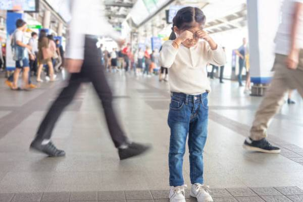 A lost child found by QR