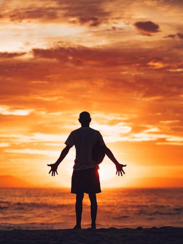 நமது வாழ்வில் மகிழ்ச்சியாக இருக்க செய்ய வேண்டியவை என்னனு தெரியுமா?